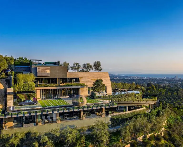 Island Mansions for Sale: A Complete Guide to Luxury Living on Private Islands